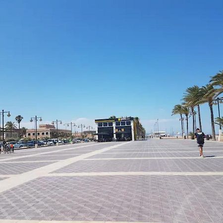 Апартаменты Reina Playa Валенсия Экстерьер фото